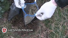 Pas įtariamuosius rasti narkotikai.