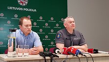 Prokuroras A.Saunorius ir Klaipėdos VPK vir&scaron;ininkas A.Motuzas