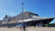 Į Klaipėdą atplaukė i&scaron;taigingas karali&scaron;kas laivas &bdquo;Queen Victoria&ldquo;