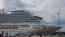 Uostamiestyje vie&scaron;i didžiulis kruizinis laivas &bdquo;Costa Pacifica&ldquo;