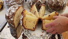 Emiliano Fontanesi ir jo kepti kalėdiniai itali&scaron;ki pyragai