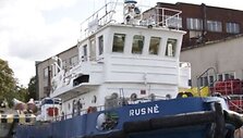&Scaron;iuo metu gylį uoste tikrina laivas Rusnė.