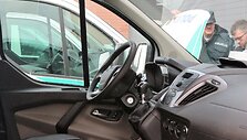 Klaipėdoje pa&scaron;ventinti nauji policijos automobiliai.