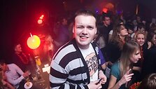 Pagrindinis &scaron;io savaitgalio akcentas &ndash; &bdquo;Pop Star Bar&ldquo; rezidento Modaco gimtadienio fiesta.