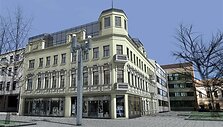 Ant senovinio pastato užmauk&scaron;linus stiklinį antstatą, jame planuojama atidaryti vie&scaron;butį.