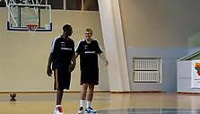 Vienintelis nuo aik&scaron;tės vidurio pataikė D.Clarkas (de&scaron;inėje)