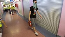 Nepajėgiantys susitvarkyti apsaugininkai į pagalbą i&scaron;kvietė policiją.