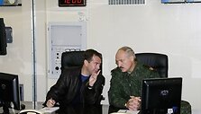 Medvedevas drauge su Luka&scaron;enka stebės karinių mokymų baigiamąjį etapą 