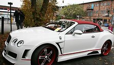24-ojo gimtadienio proga J.Lawlor dovanų gavo &bdquo;Bentley&ldquo;