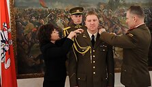 R.Juknevičienė dalyvavo kari&scaron;kių apdovanojimuose