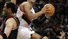  &bdquo;Trail Blazers&ldquo; ir &bdquo;Bulls&ldquo; rungtynių akimirkos