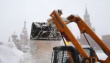 Dėl sniego sudėtingos eismo sąlygos