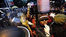 Protestuotojų lyderiai sakė surinkę 300 litrų kraujo