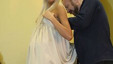 Kas po sijonu?