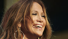 Foto naujienai: Jennifer Lopez gimdymo i&scaron;laidos  
