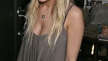 Foto naujienai: Motini&scaron;kos Nicole Richie pareigos