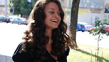 &bdquo;Muzikos akademijos&ldquo; dalyviai savo plaukus patikėjo Whitney Houston kirpėjui