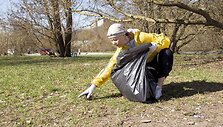 Akcija &bdquo;Darom &rsquo;09&ldquo;. Daug rankų didžią na&scaron;tą pakelia