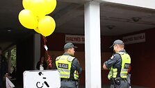 Būrys klaipėdiečių protestavo prie&scaron; kaiminystėje verdančią kontrabandinių cigarečių prekybą.