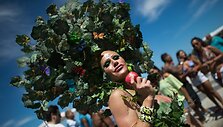 Spalvingo homoseksualų parado akimirkos