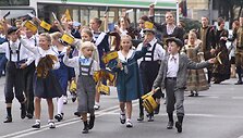 &Scaron;urmulingi ir spalvingi jūros &scaron;ventės eisenos dalyviai