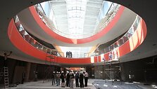 Vilniaus pramogų parko teritorijoje baigiamo statyti prekybos ir pramogų centro &bdquo;Ozas&ldquo; plėtotojai skaičiuoja dienas iki atidarymo.