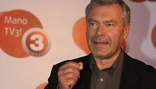 Į pristatymą rinkosi &scaron;venti&scaron;kai nusiteikę ir kokteilinio aprangos kodo paisę svečiai