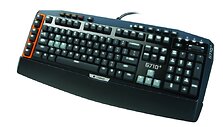 Naujoji &bdquo;Logitech G710+&ldquo; mechaninė klaviatūra i&scaron;siskiria akimirksniu į spustelėjimą reaguojančiais klavi&scaron;ais su dviejų zonų ap&scaron;vietimu.