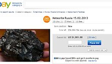Interneto aukcione &bdquo;eBay&ldquo; jau pasirodė pirmieji skelbimai, kurių autoriai tikina parduodantys penktadienį nukritusio meteorito atplai&scaron;as.