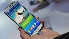&bdquo;Samsung&ldquo; naujasis pasididžiavimas &ndash; akimis valdomas &bdquo;Galaxy S4&ldquo;