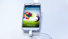 &bdquo;Samsung Galaxy S4&ldquo; pristatymo akimirka