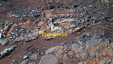 &bdquo;Opportunity&ldquo; tyrinėjo akmens &bdquo;Esperance 6&ldquo; cheminę sudėtį ir rado aliuminio, kalio, kalcio ir natrio, taip pat geležies molingoje uolienoje. Toks molis galėjo susiformuoti tik esant dideliam kiekiui vandens. 