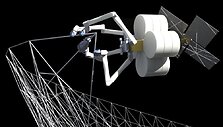 &bdquo;SpiderFab&ldquo; projekto organizatoriai tikisi sukurti technologiją, kuri leis pana&scaron;iems į vorus robotams kosminius laivus &bdquo;spausdinti&ldquo; tiesiog kosmose. 