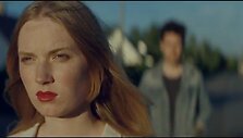 Au&scaron;rinė Abramaitytė britų grupės &bdquo;Basttile&ldquo; vaizdo klipe