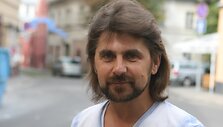 Psichologas psichoterapeutas Robertas Petronis sako, kad  kuo pilkesnė žmogaus kasdienybė, tuo labiau jis mėgina ie&scaron;koti potyrių adrenaliną keliančiuose veiksmuose.