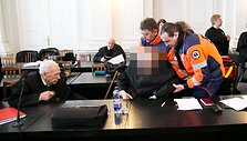 Sausio 13-osios bylos adovakatas i&scaron;vežtas į ligoninę