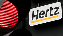 &bdquo;Hertz&ldquo; logotipas