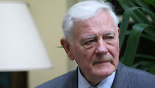 Valdas Adamkus