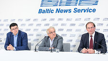 Vytautas Sinica, Vytautas Radžvilas, Arūnas Svitojus