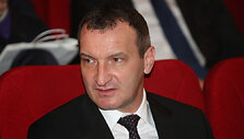 Csaba L&aacute;szl&oacute;