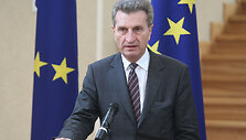 Europos Komisijos energetikos komisaras Giuntheris Oettingeris
