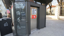 Paviljonas su automatiniu tualetu