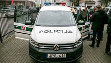 Policija parodė, kaip atrodo 20 naujų tarnybinių automobilių