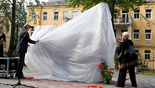 Paminklo J.Ivanauskaitei atidengimas