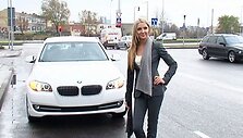 Monika Kvietkutė ir jos mylimojo automobilis