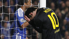 Lionelis Messi mėgins įmu&scaron;ti pirmąjį įvartį į &bdquo;Chelsea&ldquo; vartus.