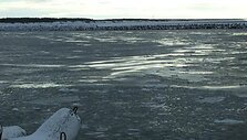  Pirmąją Naujųjų metų dieną Klaipėdos uosto akvatoriją užplūdo lytys, nes pamaryje prasidėjusio polaidžio vanduo sutrupino Kur&scaron;ių marias dengusį ledą 