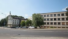 Teritorija Rinktinės gatvėje sukir&scaron;ino dvi institucijas &ndash; Vilniaus savivaldybę ir Kultūros paveldo departamentą, kurios santykius ai&scaron;kinasi teisme.