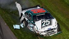 Avarijos &bdquo;Nascar&ldquo; lenktynių &bdquo;Daytona&ldquo; trasoje metu