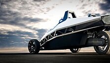 &bdquo;Epic Electric Vehicles&ldquo; triratis elektromobilis